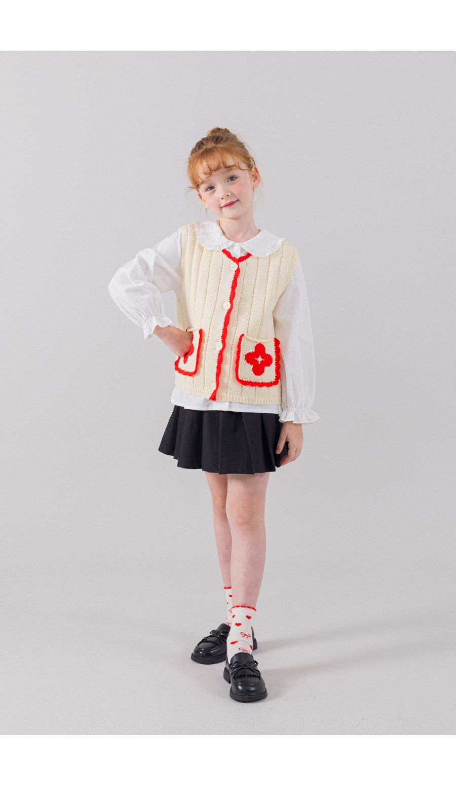 I LOVE J Flower pocket knit vest
