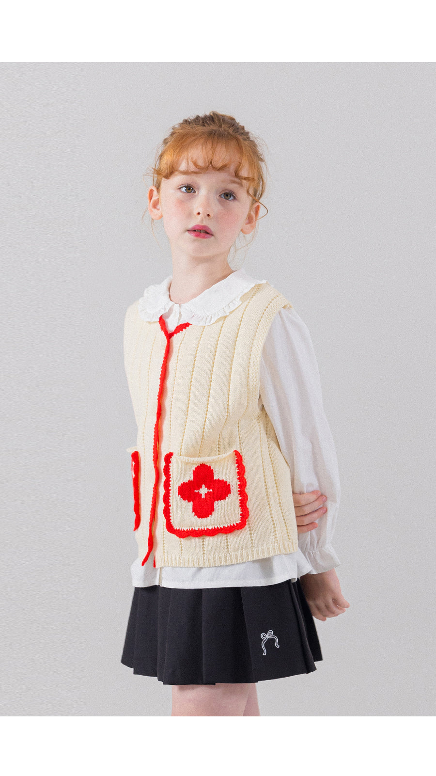 I LOVE J Flower pocket knit vest