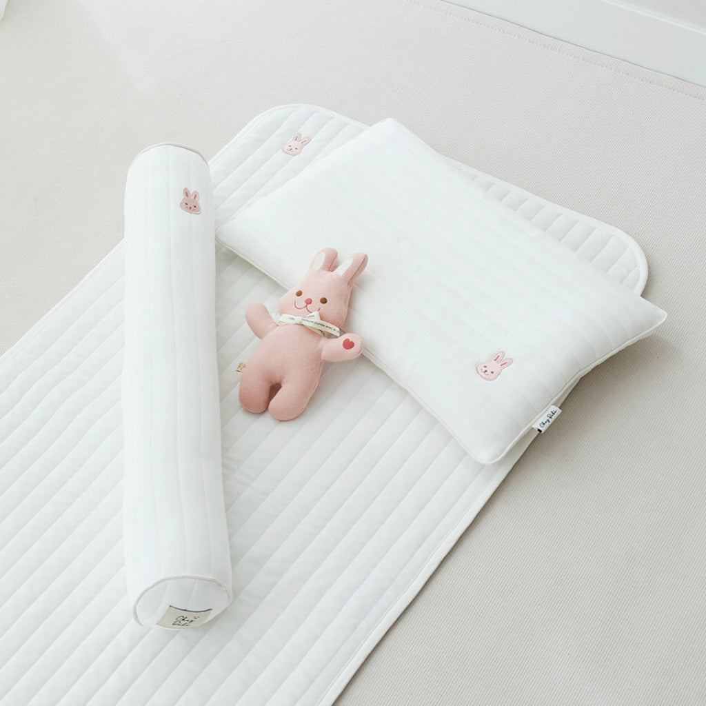 CHEZBEBE Duraron Cooling Body Pillow + Insert