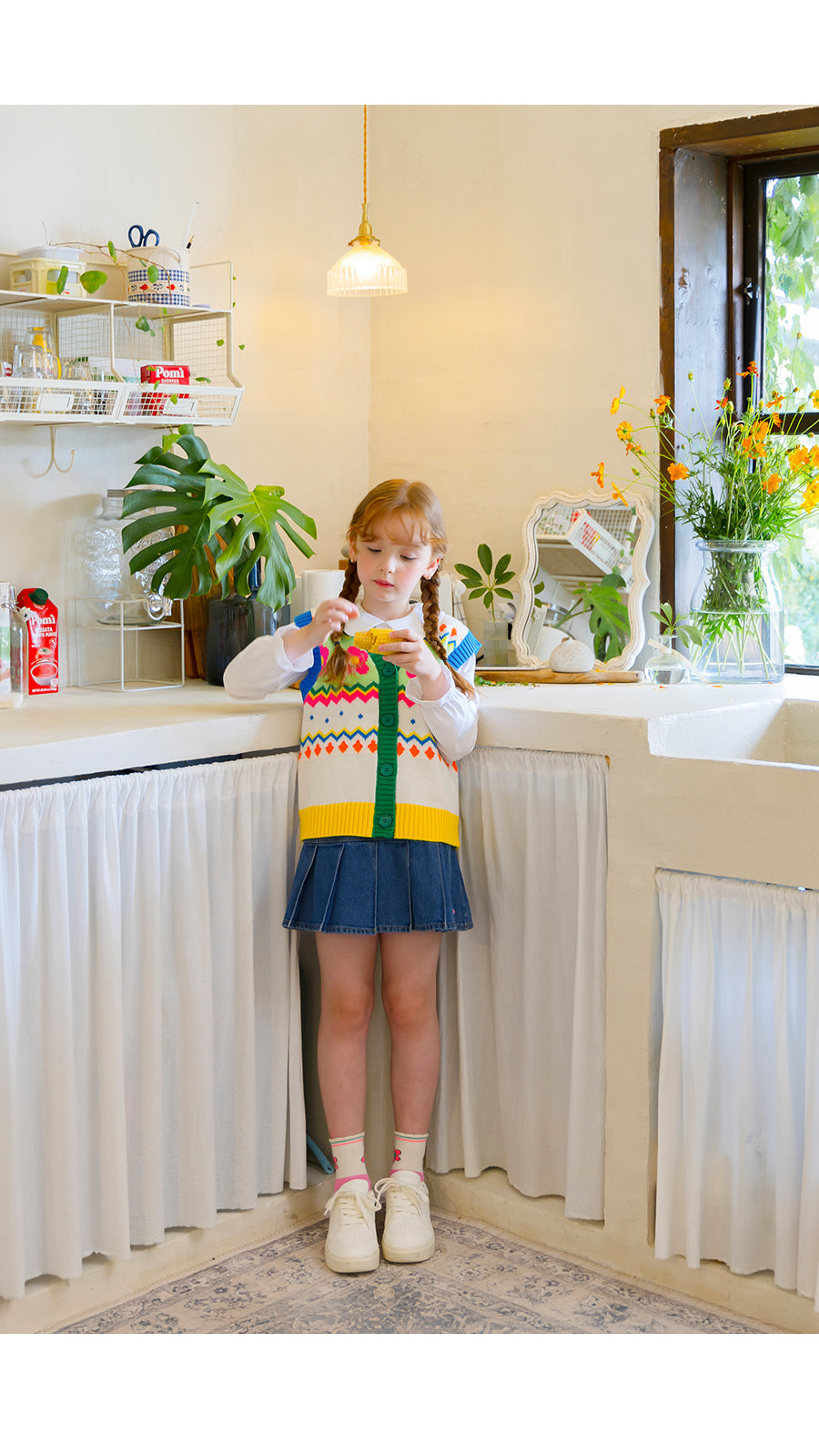 I LOVE J zig flower knit vest