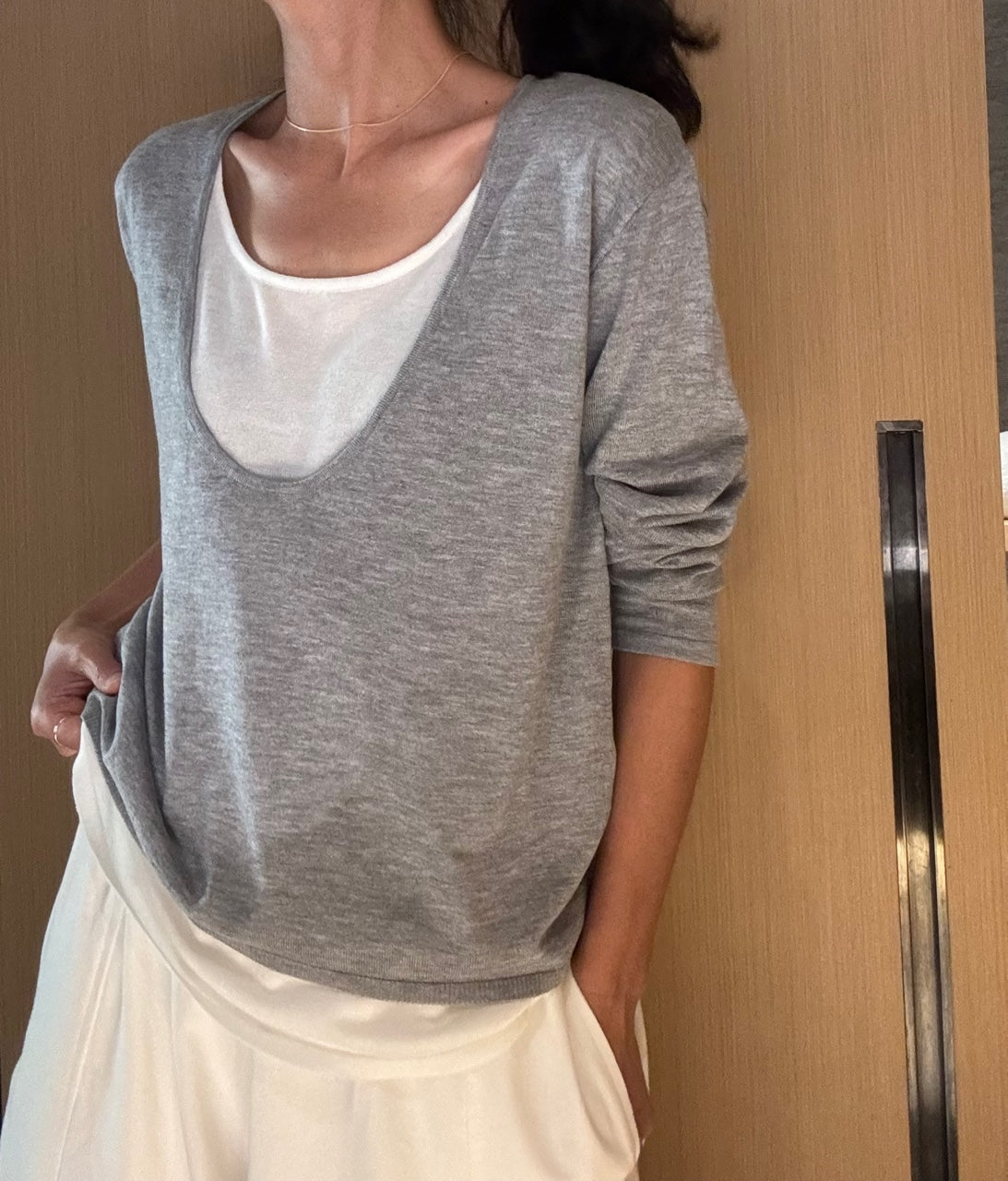 MOMS WEAR Double V-neck Knit