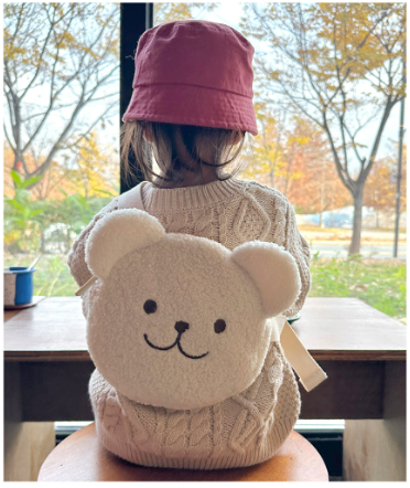 CHEZBEBE Bear Sling Bag