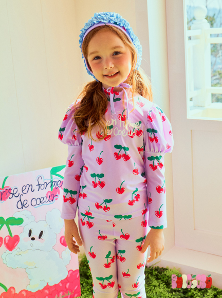 BEBEBEBE 2024 SUMMER Heart cherry rash guard SET