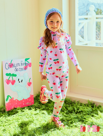 BEBEBEBE 2024 SUMMER Heart cherry rash guard SET