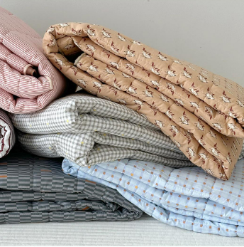 ALL4HOME Adult Summer Block Comforter