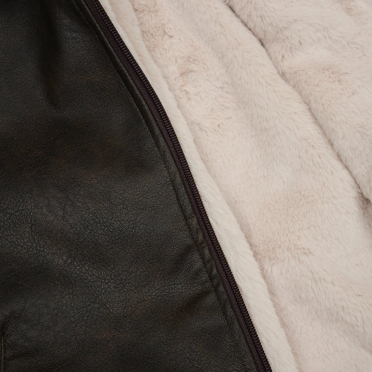 FORK CHIPS Hug mustang Jacket (Fur inside)