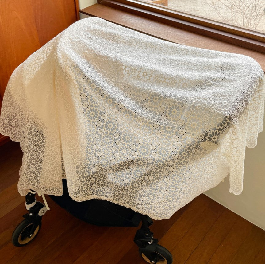 Daisy Lace Stroller Curtain