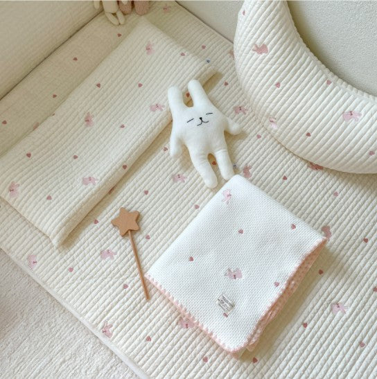 Heart and Rabbit 100% Quilted Cotton Pad