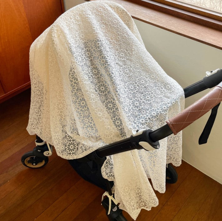 Daisy Lace Stroller Curtain
