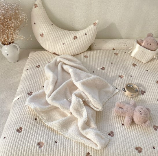 All4home Squirrel and Acorn Quilted Kids Size Korean-style mattress