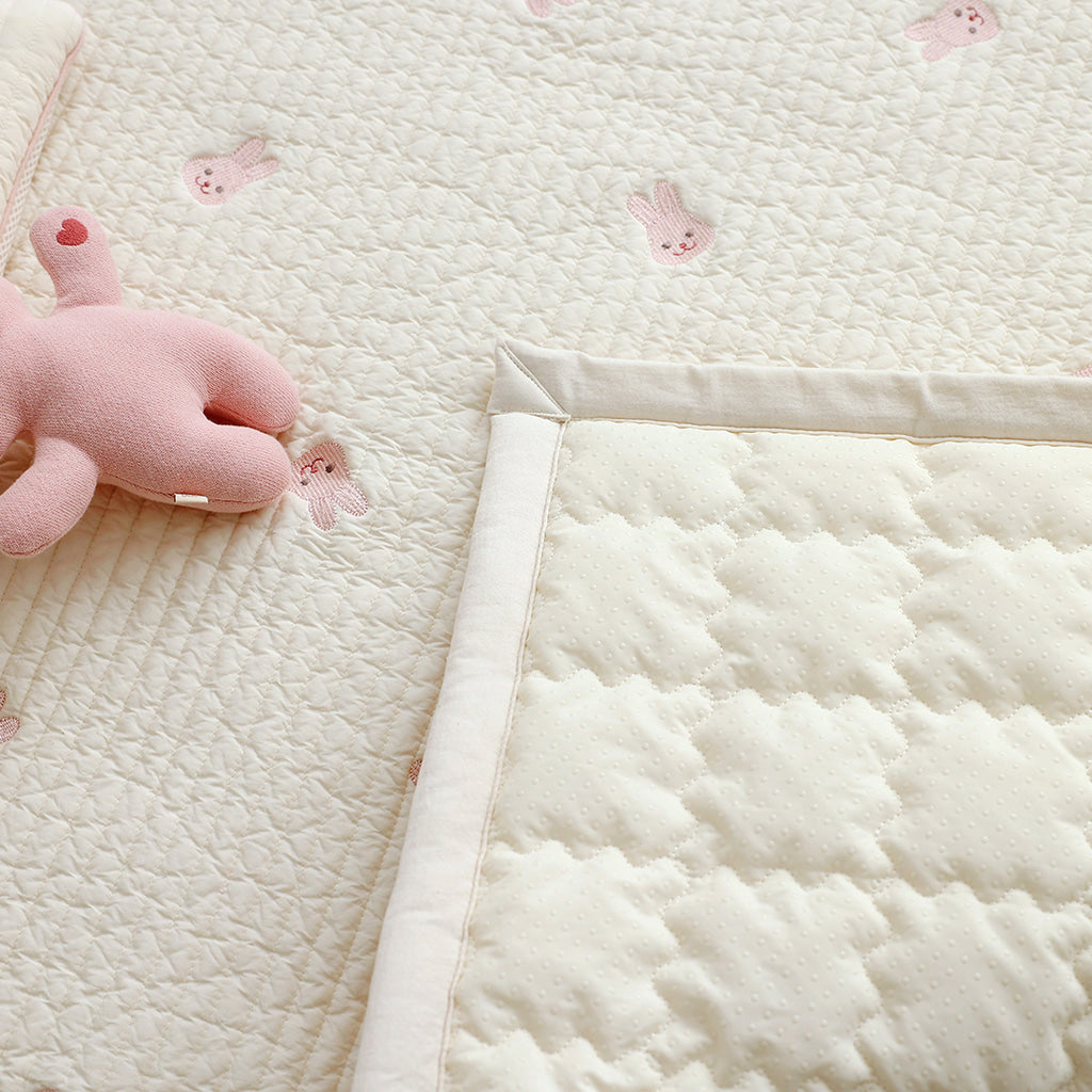 Chezbbit(Rabbit) 100% Quilted Pad