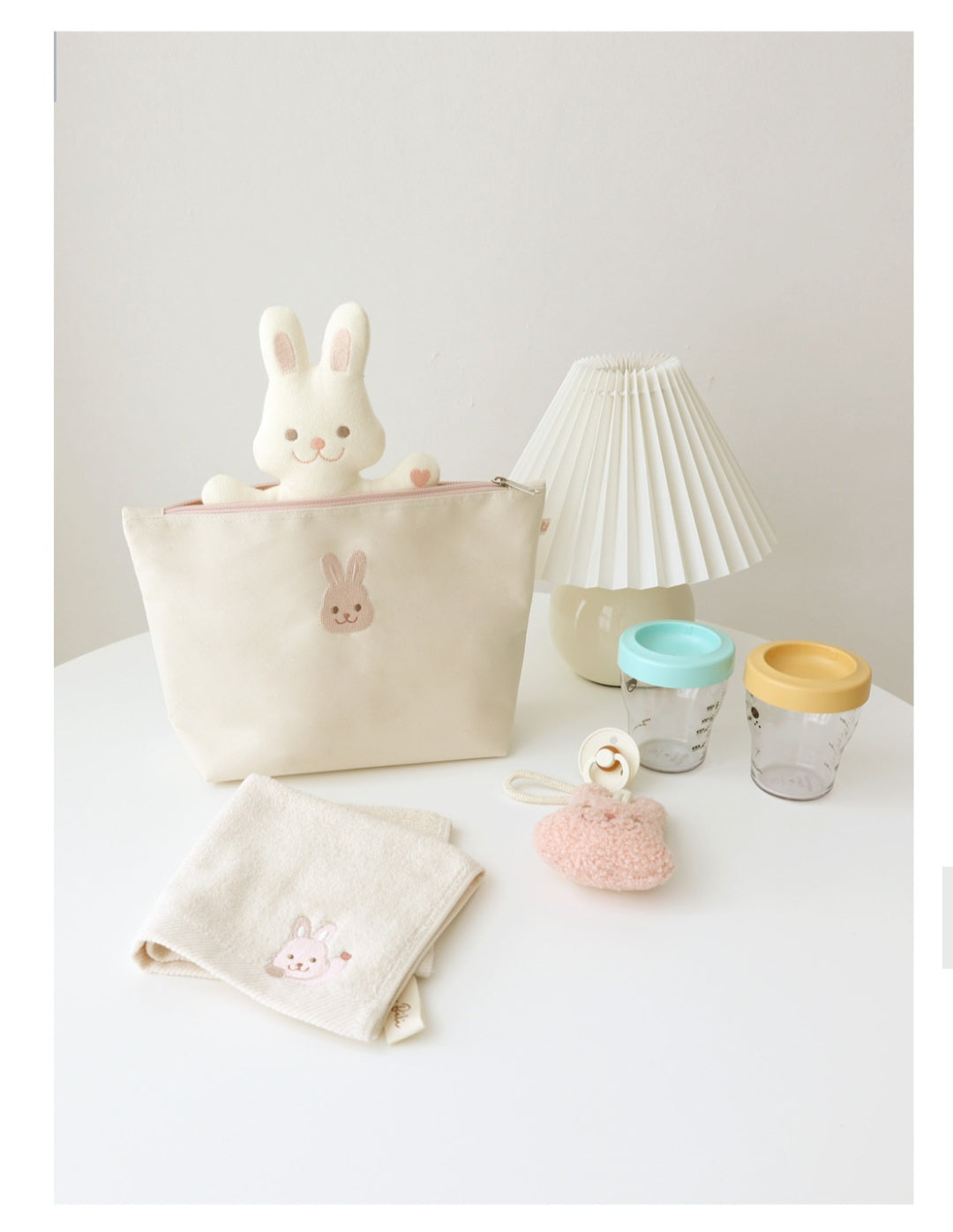 Chezbbit(Rabbit) Diaper Pouch