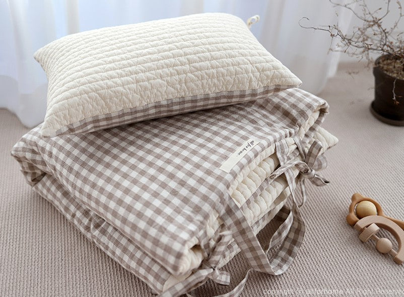 Brown Plaid Sleeping Pad Set