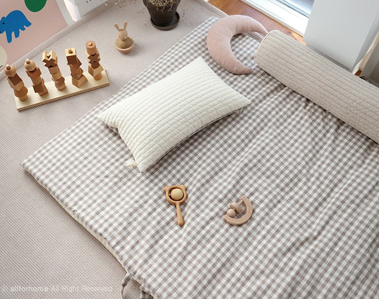 Brown Plaid Sleeping Pad Set