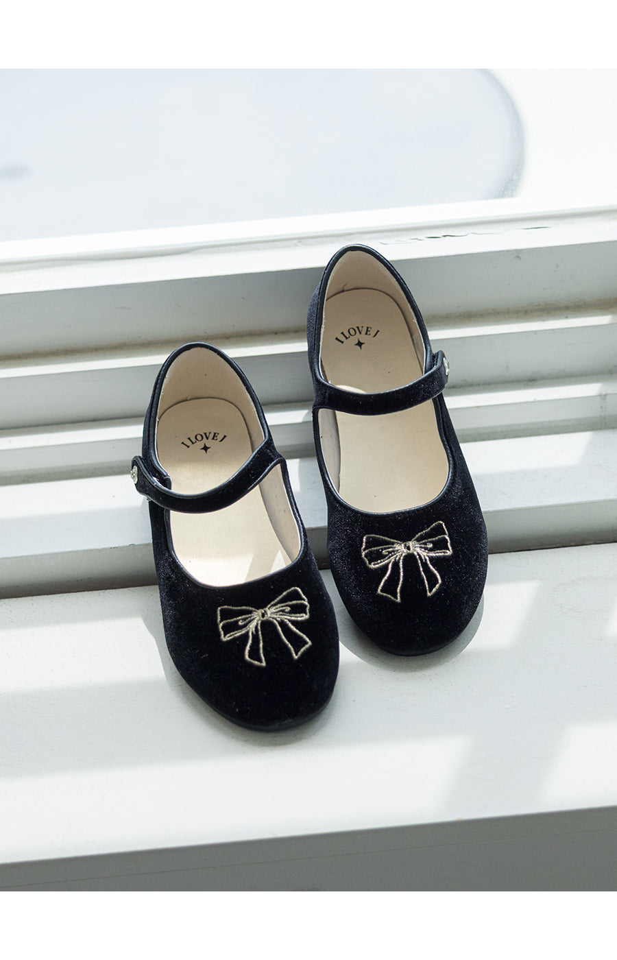 I LOVE J velvet flat shoes