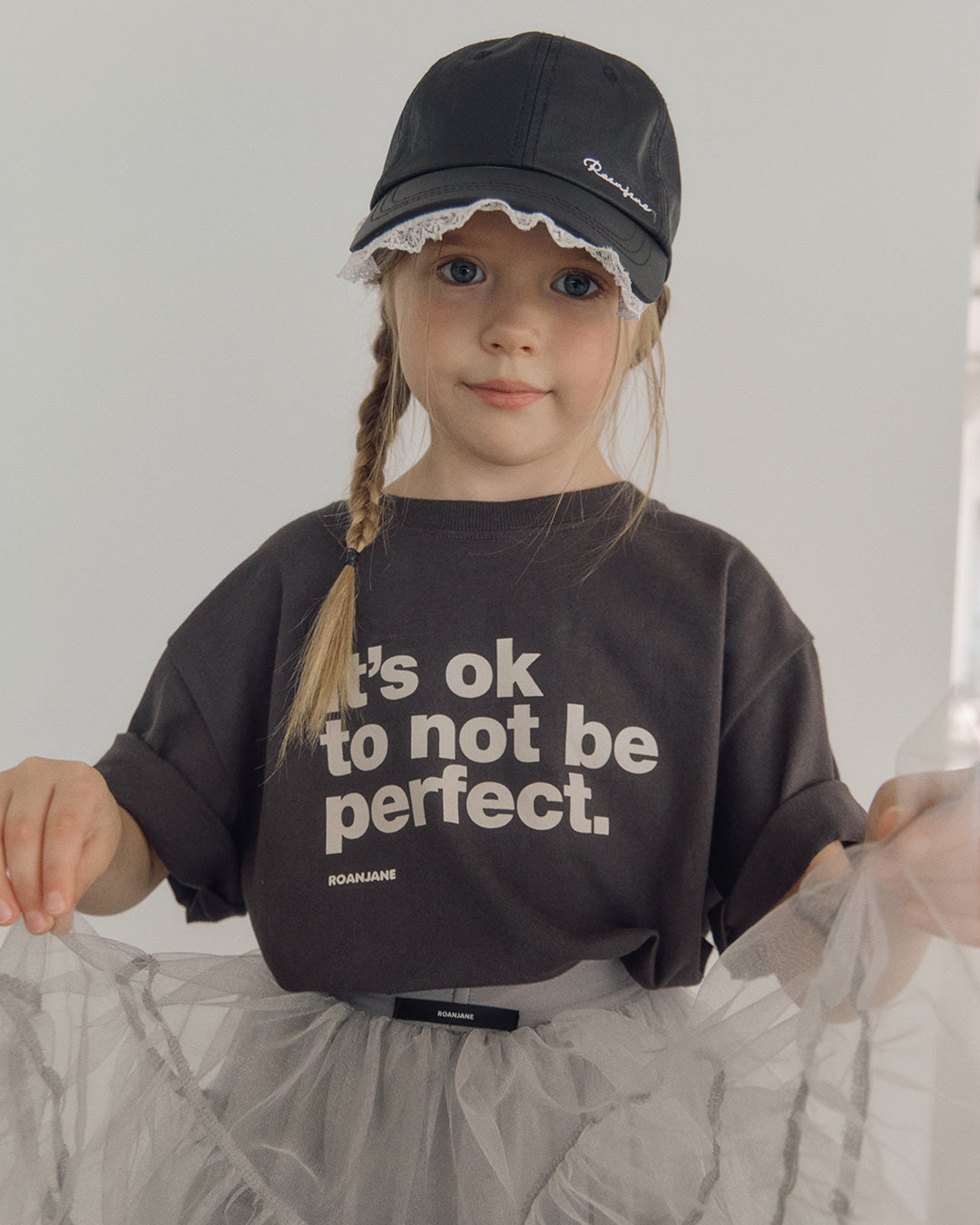 ROANJANE Teen eight t-shirt (Charcoal)