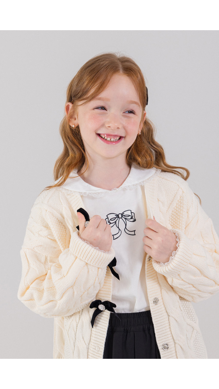 I LOVE J beberi bow knit cardigan