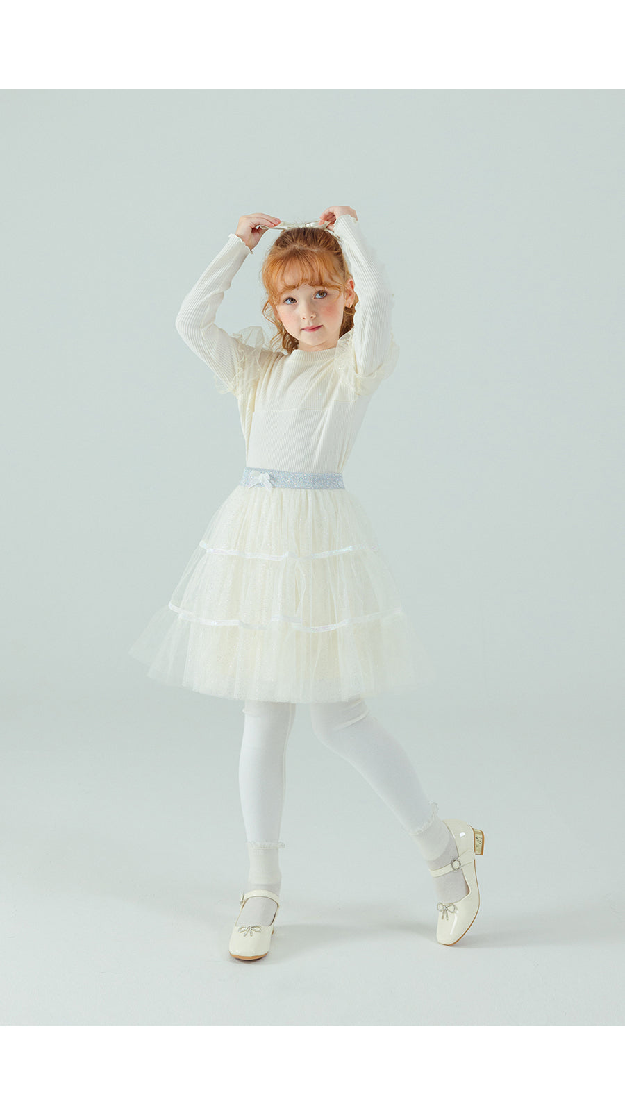 I LOVE J Shiny puff sleeve top