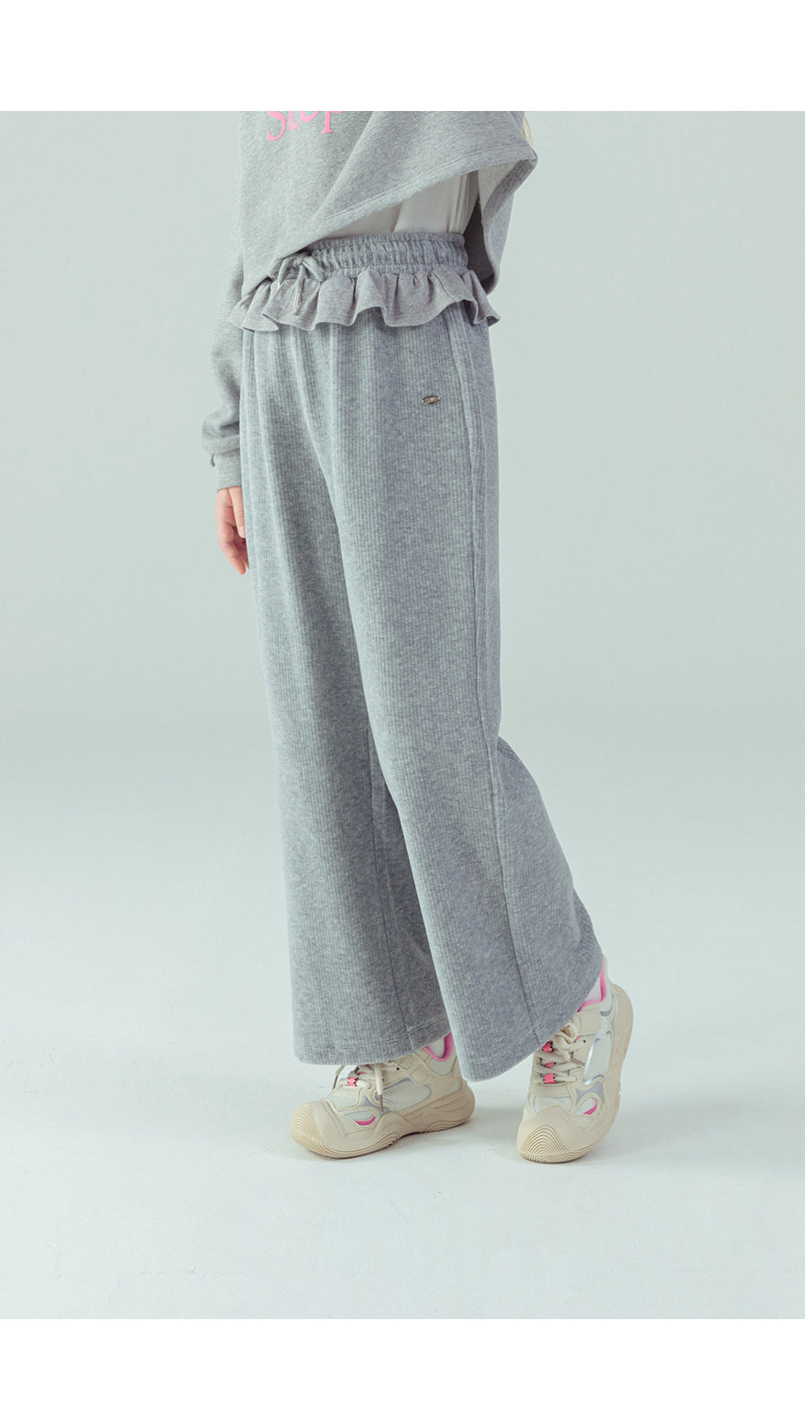 I LOVE J Frill wide fleece pants