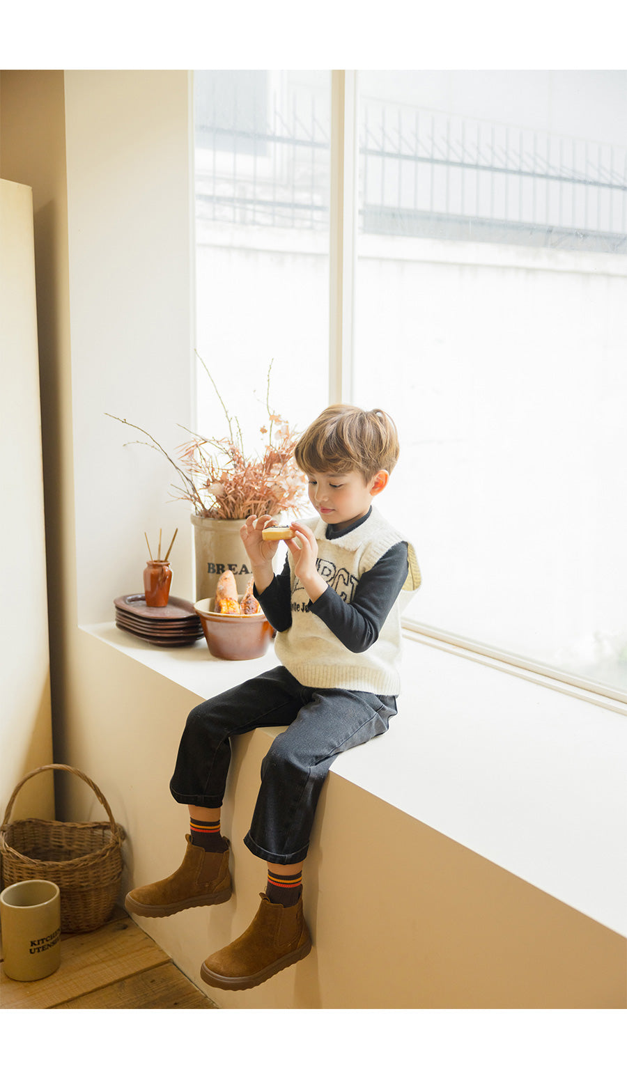 I LOVE J Straight black denim pants