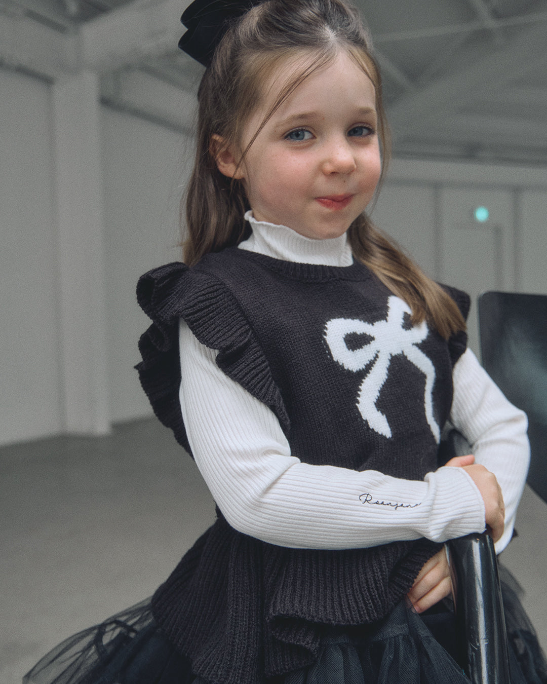 ROANJANE Aden knit vest