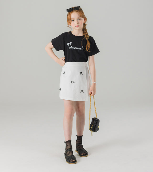 I LOVE J tebel cut-out top