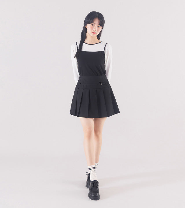 I LOVE J Lettery belt pleated skirt