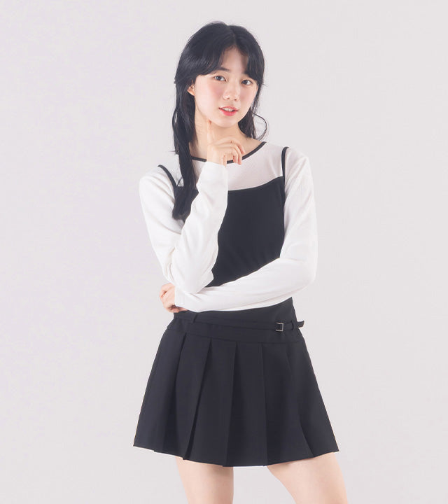 I LOVE J Lettery belt pleated skirt
