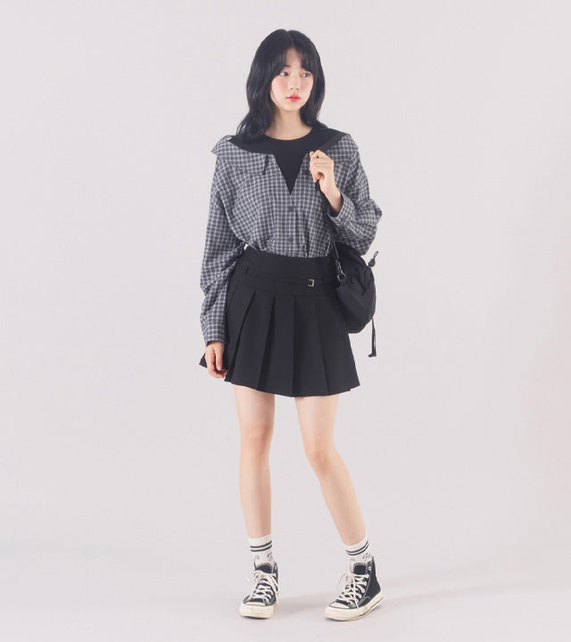 I LOVE J Lettery belt pleated skirt