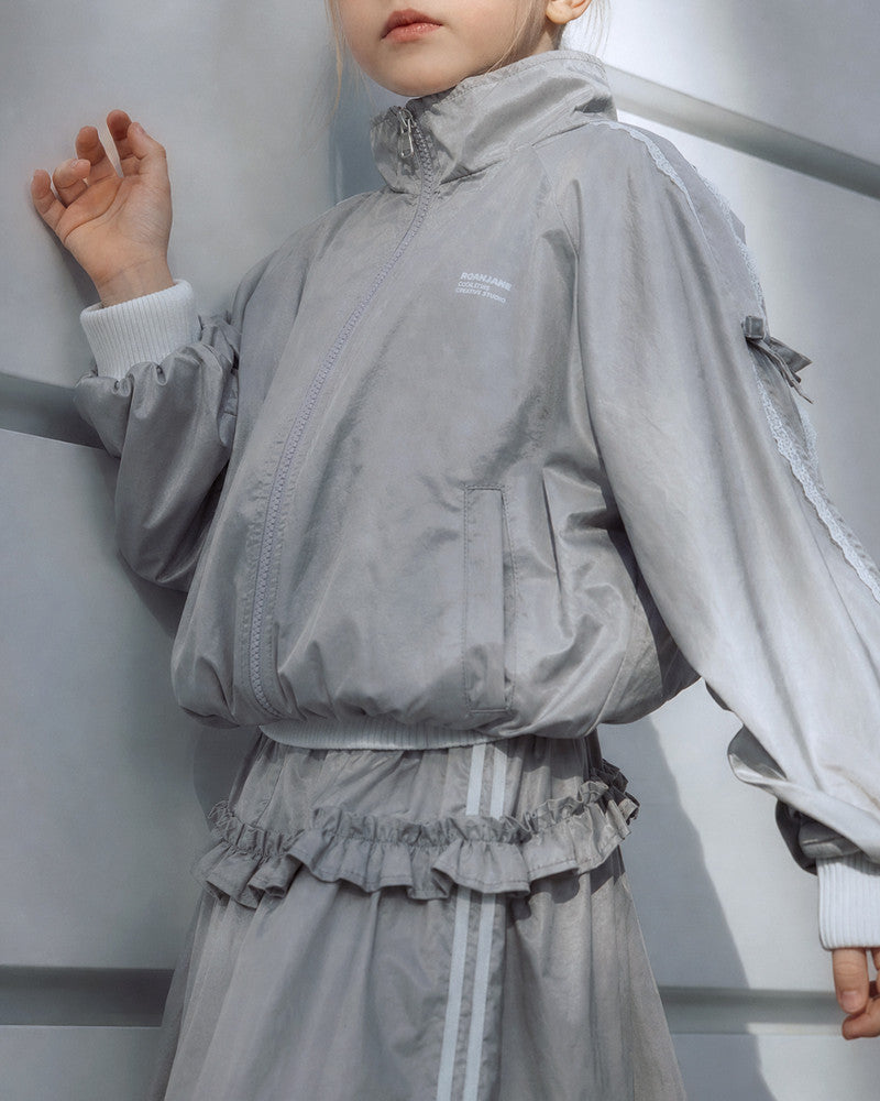 ROANJANE Carry windbreaker jacket (Silver)