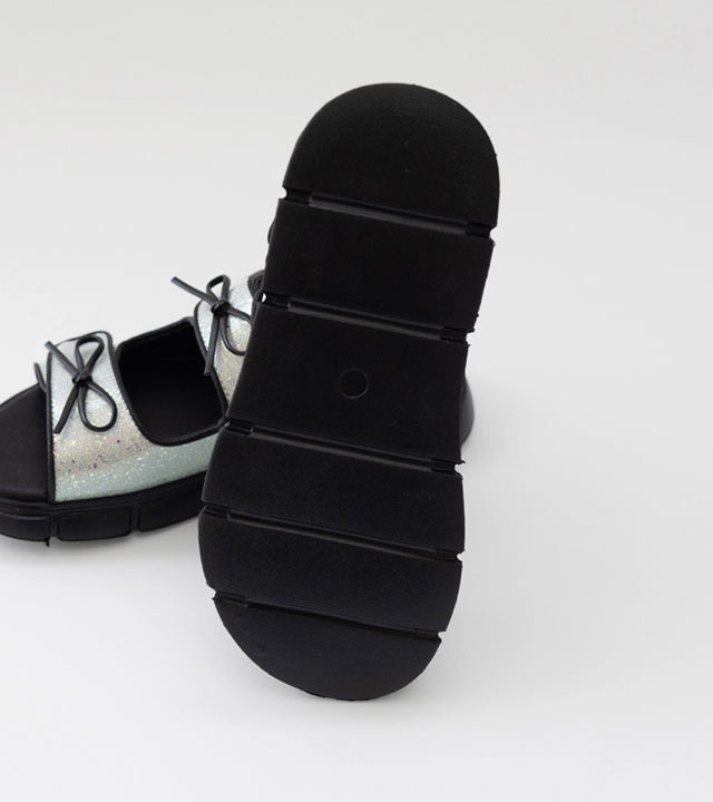 I LOVE J munua ribbon sandal