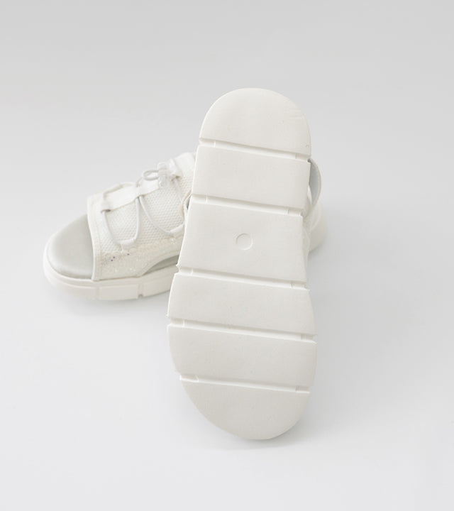 I LOVE J shouve string sports sandal