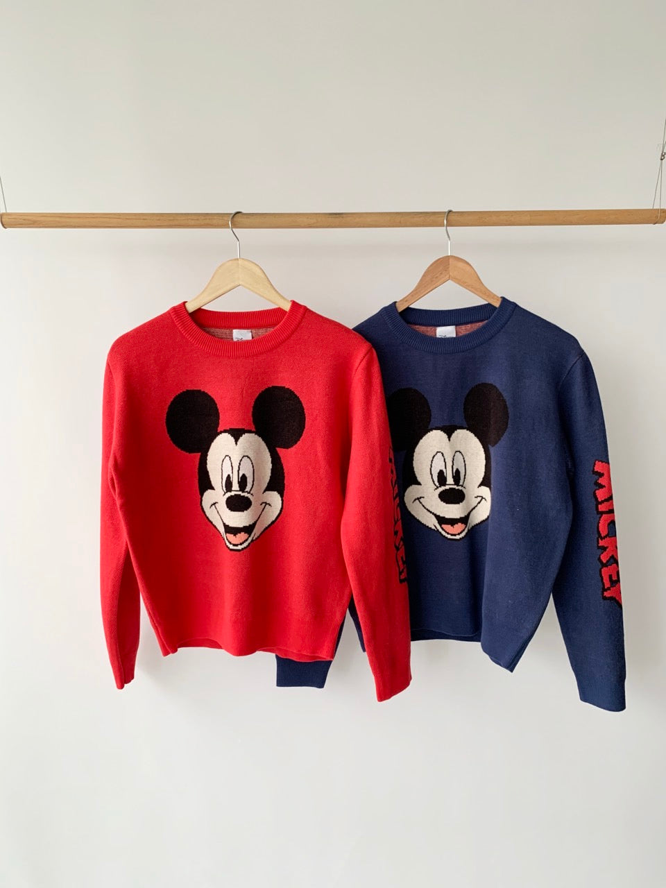 MOMS WEAR Mickey Knit top