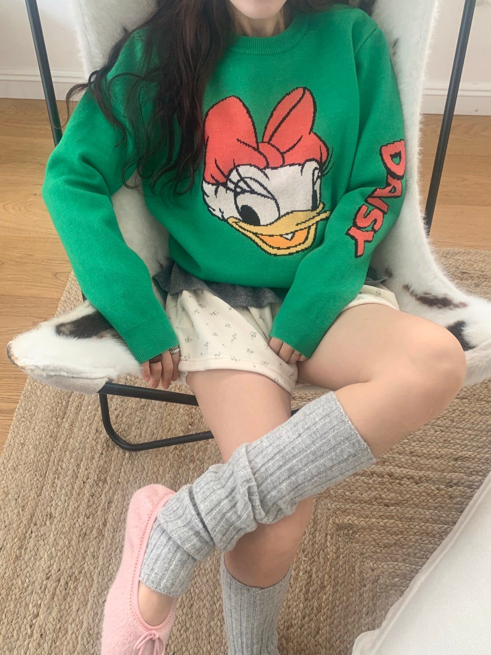 MOMS WEAR Daisy duck knit top