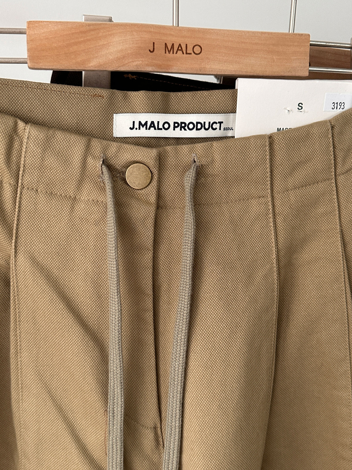 MOMS WEAR Oaks two tuck string pants