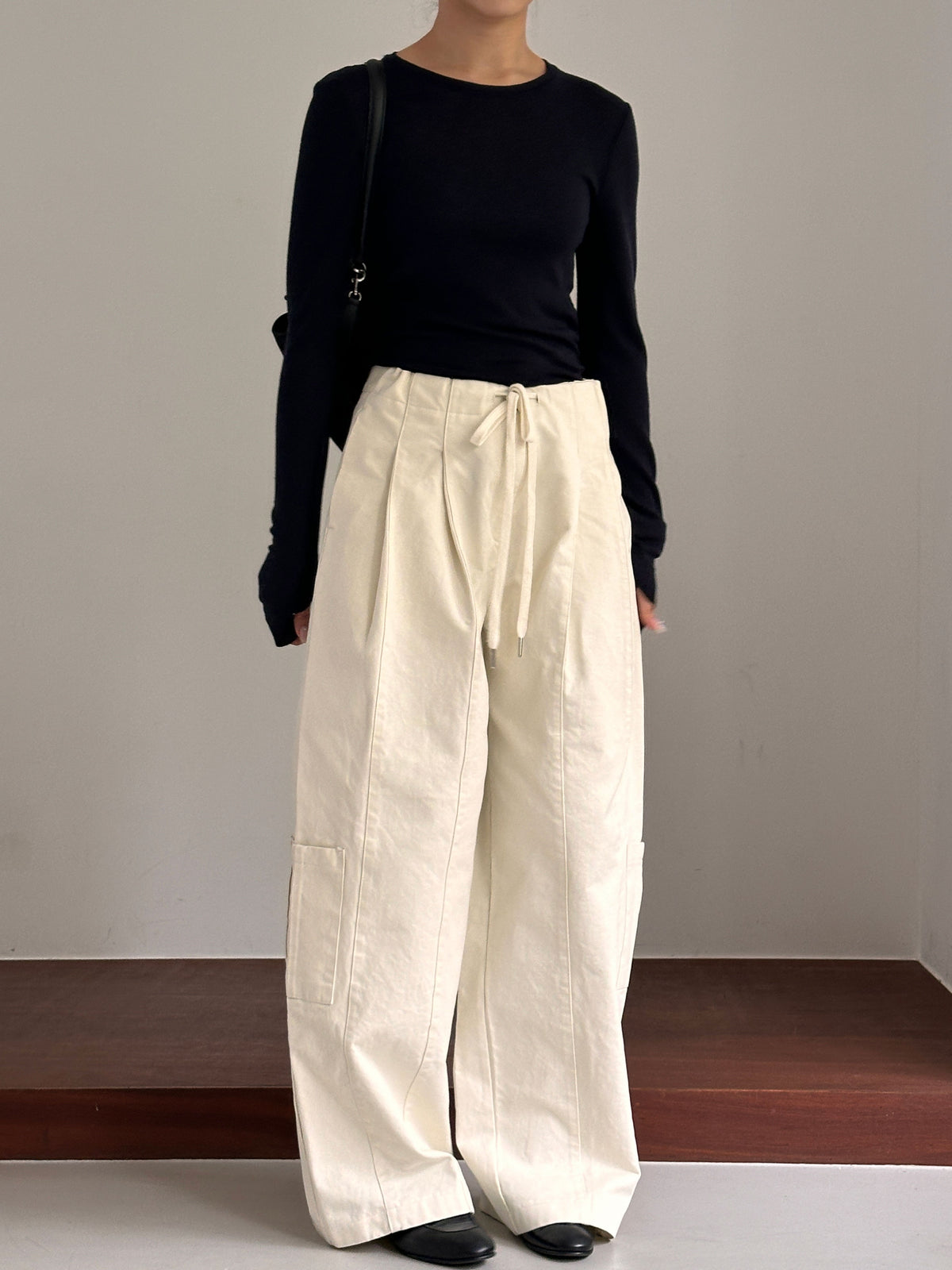 MOMS WEAR Oaks two tuck string pants