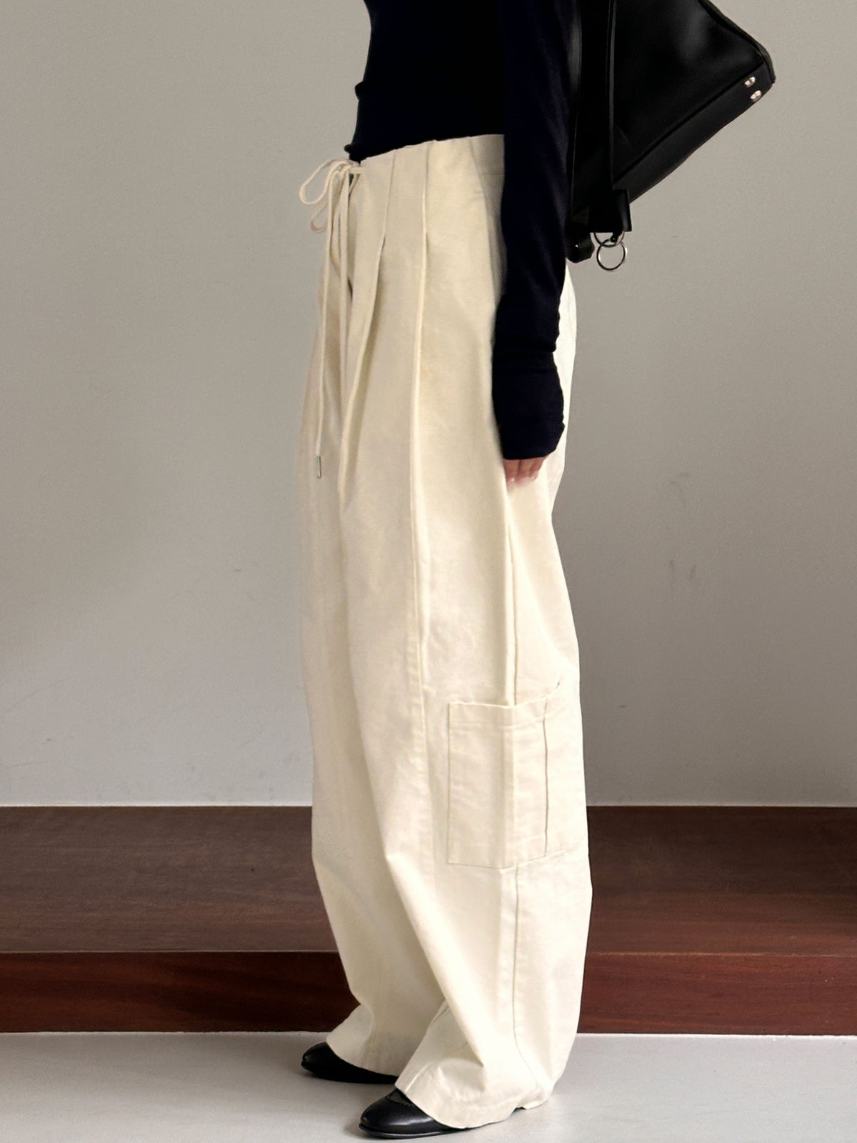MOMS WEAR Oaks two tuck string pants