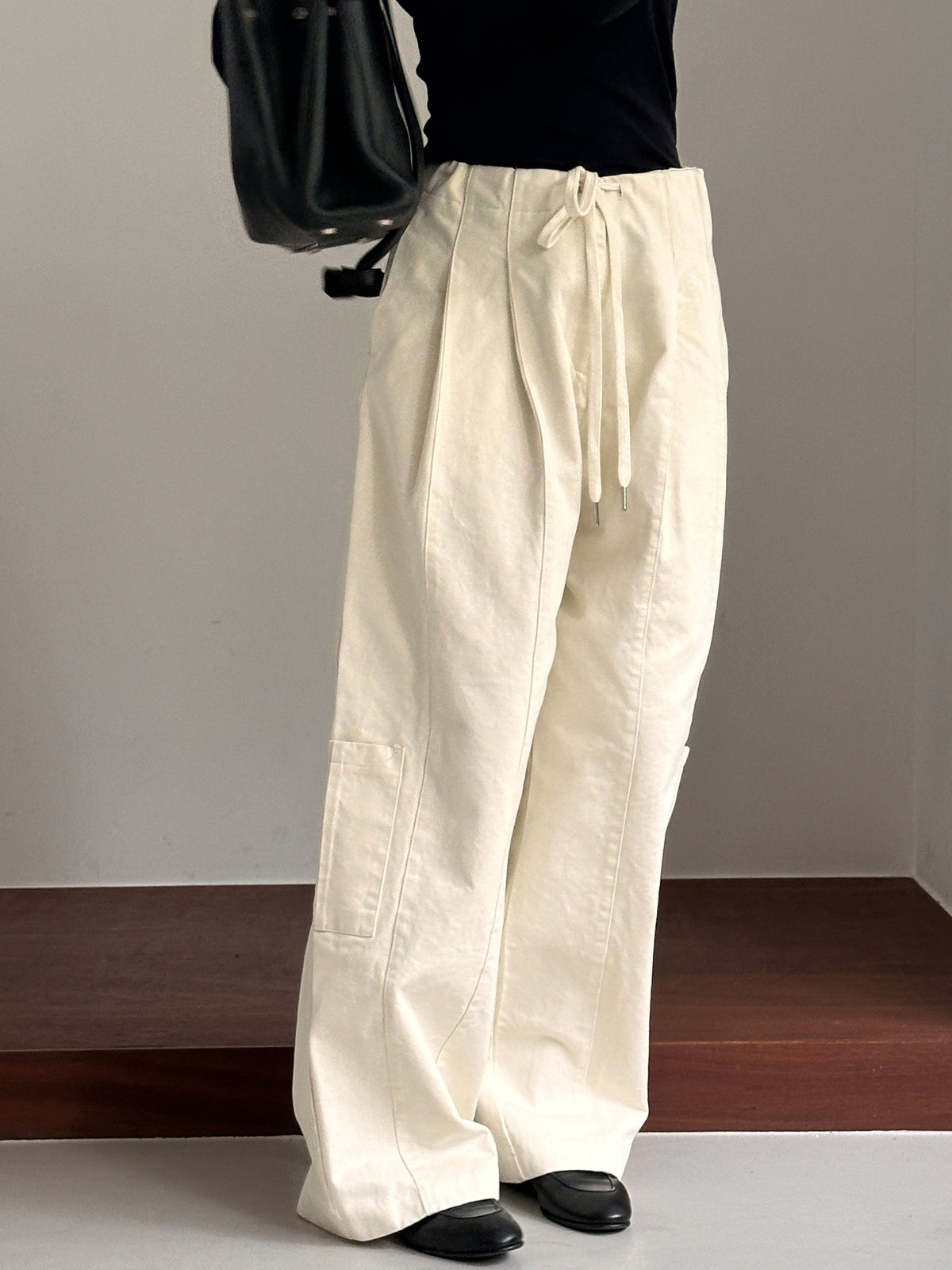 MOMS WEAR Oaks two tuck string pants