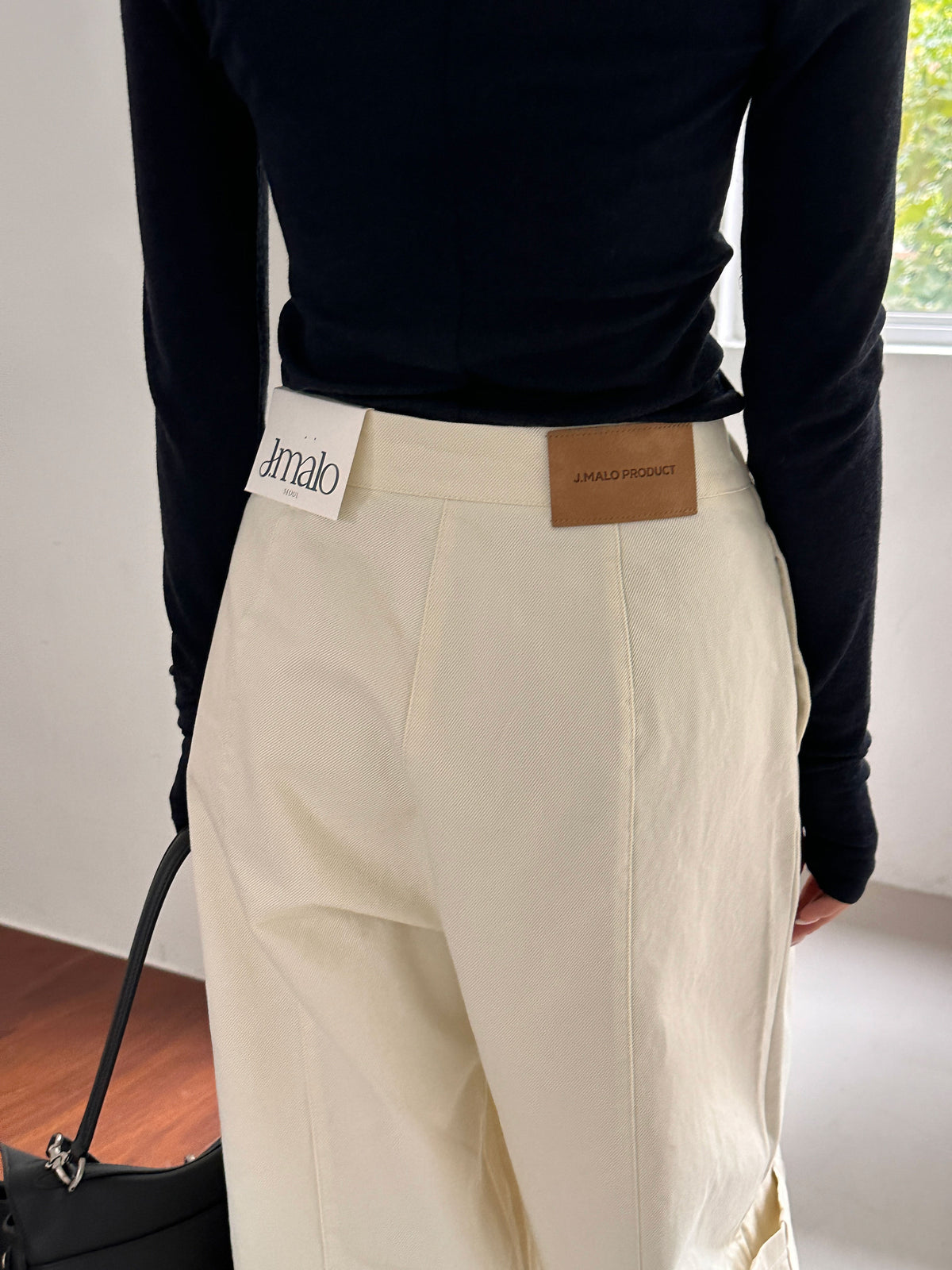 MOMS WEAR Oaks two tuck string pants