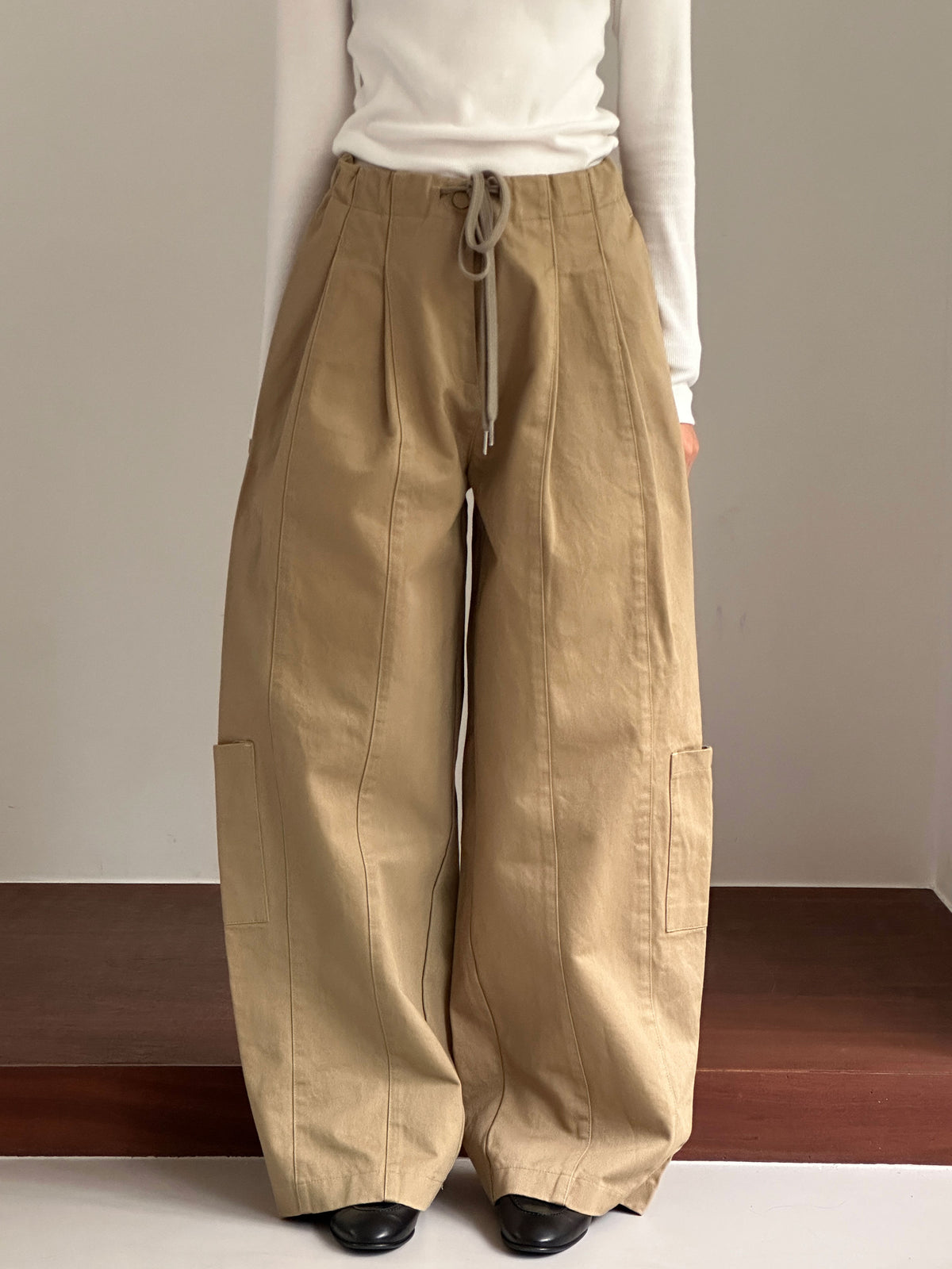 MOMS WEAR Oaks two tuck string pants