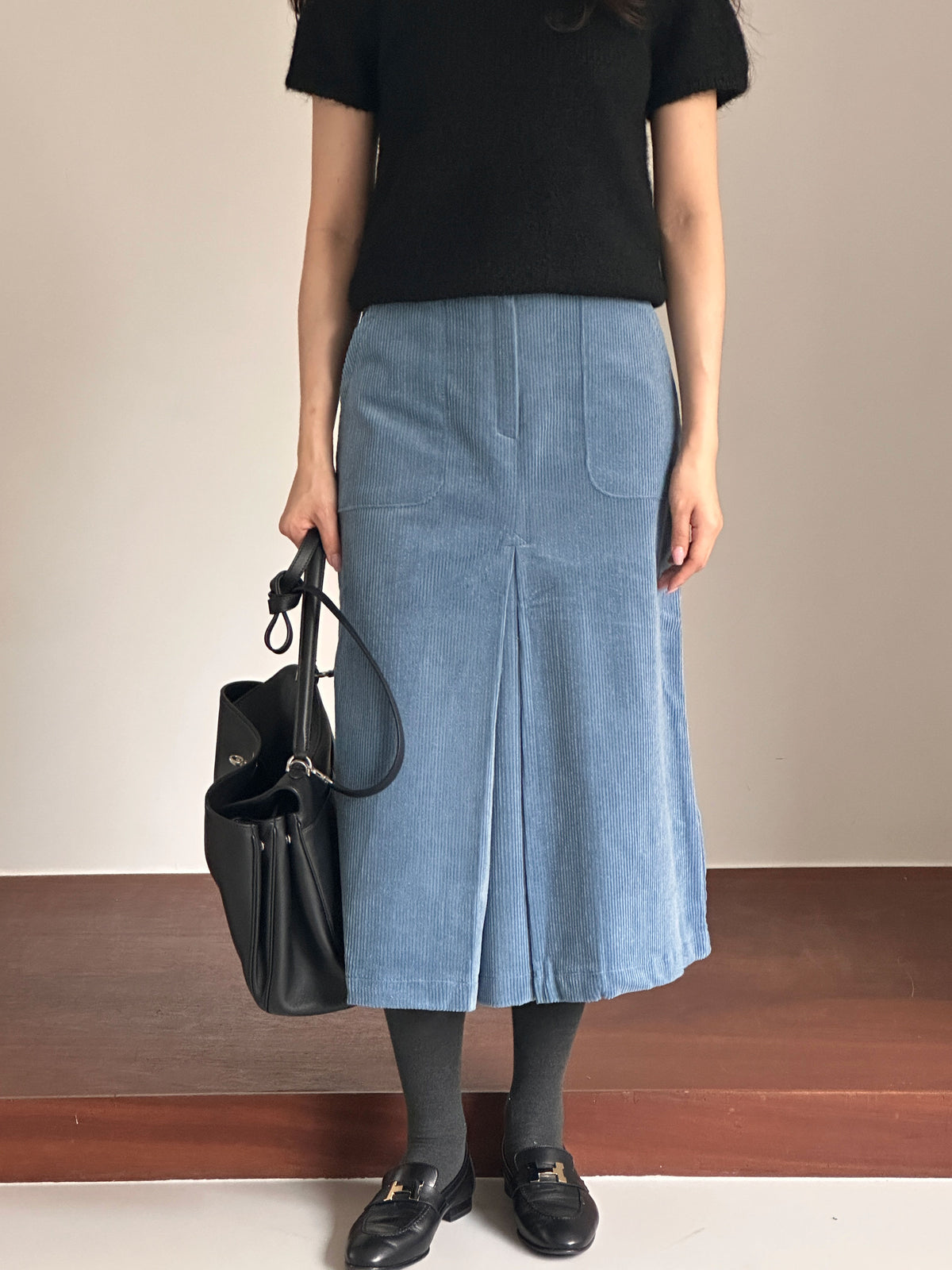 MOMS WEAR Corduroy pintuck skirt