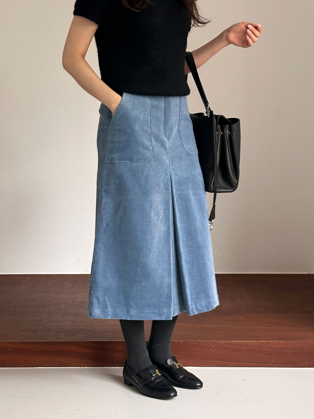 MOMS WEAR Corduroy pintuck skirt
