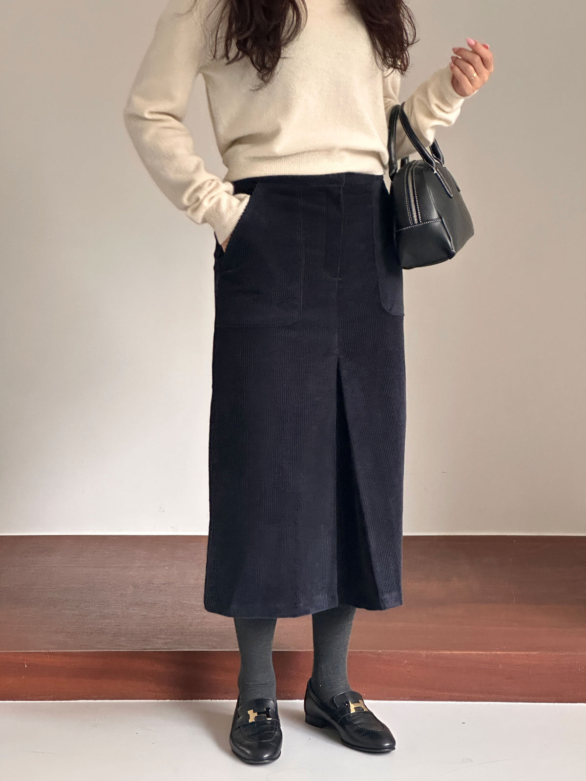 MOMS WEAR Corduroy pintuck skirt