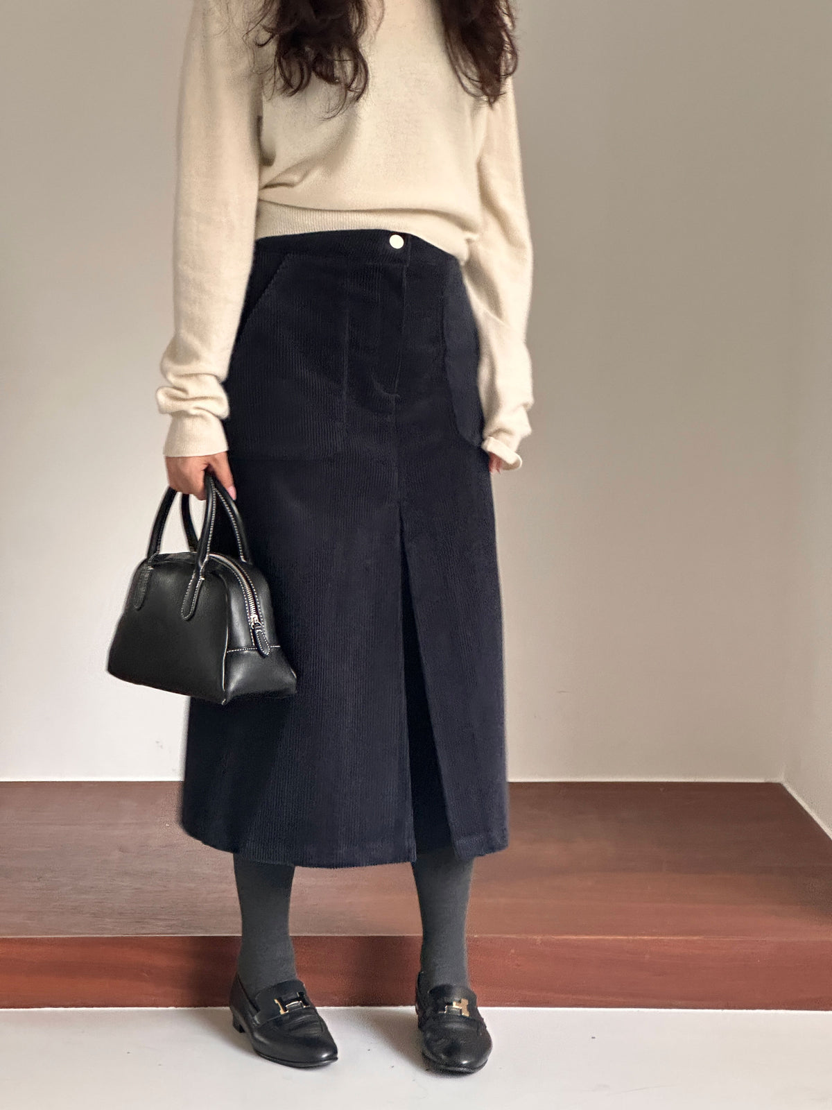 MOMS WEAR Corduroy pintuck skirt