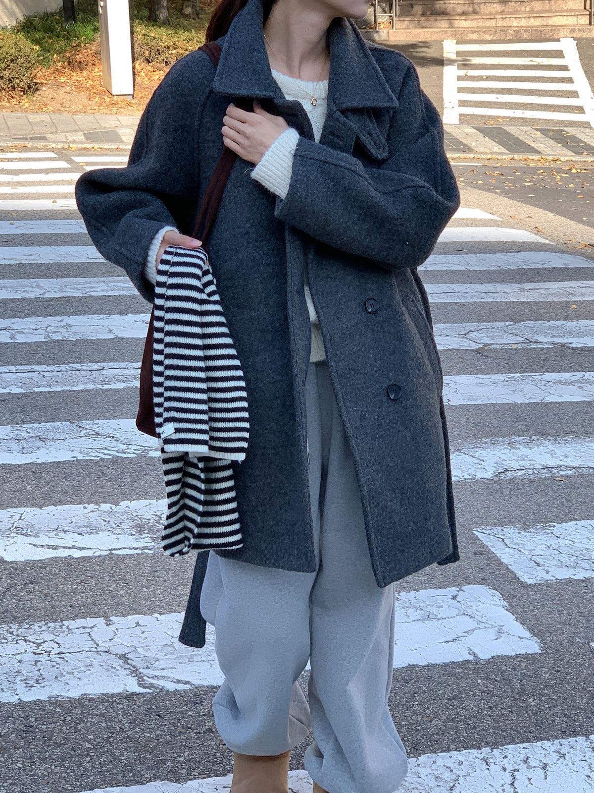 MOMS WEAR Wool coat
