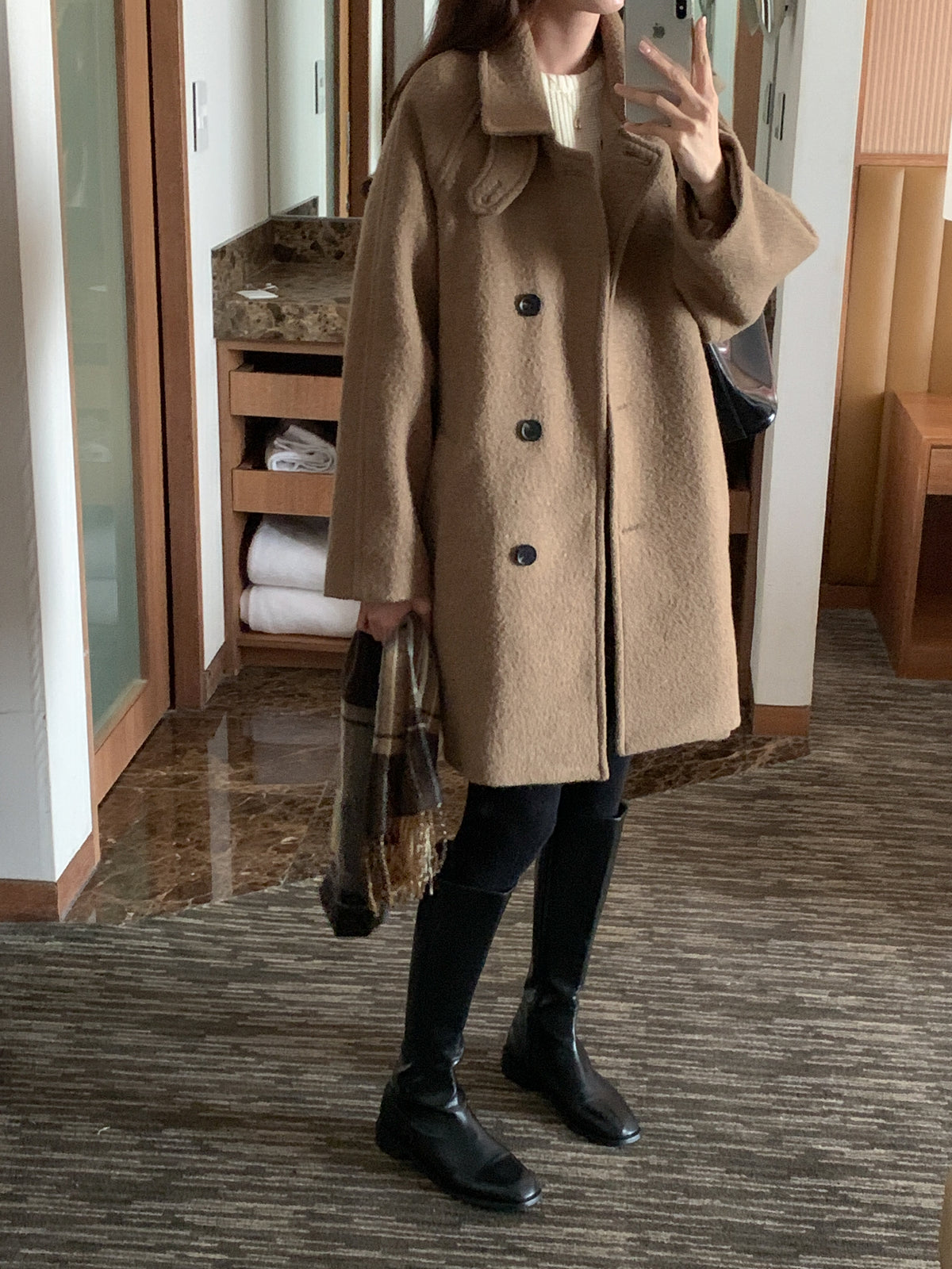 MOMS WEAR Wool coat