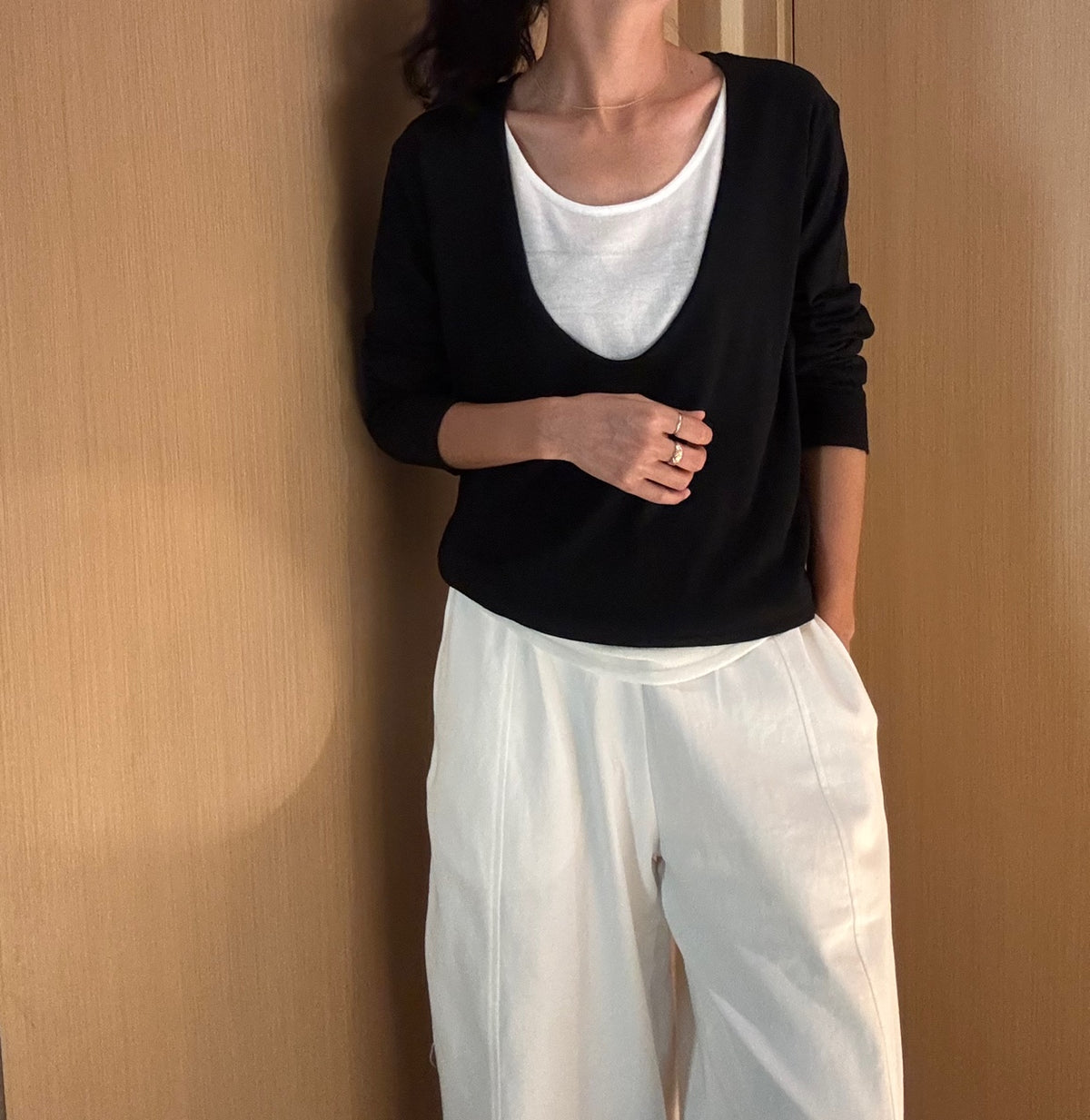 MOMS WEAR Double V-neck Knit