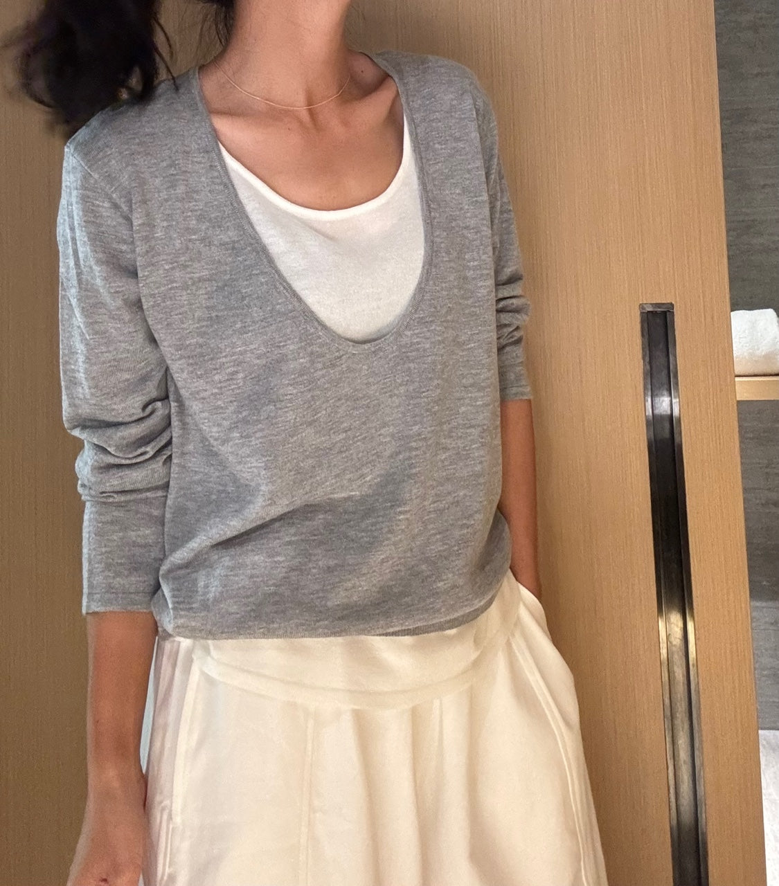 MOMS WEAR Double V-neck Knit