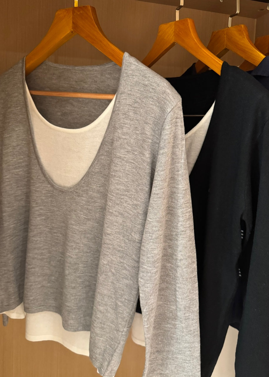 MOMS WEAR Double V-neck Knit