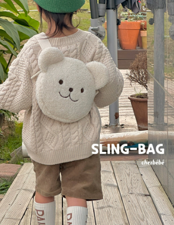CHEZBEBE Bear Sling Bag
